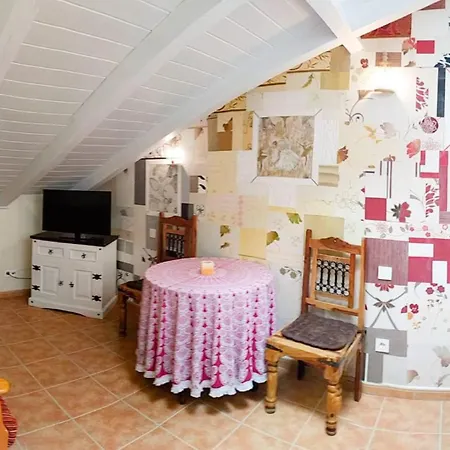 Сasa de vacaciones La Bernarda I La Rad
